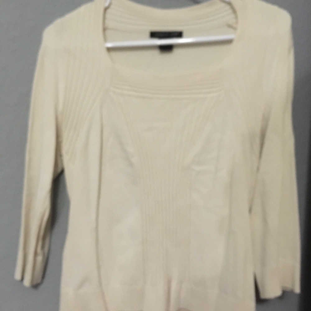 Cream 3/4 length top